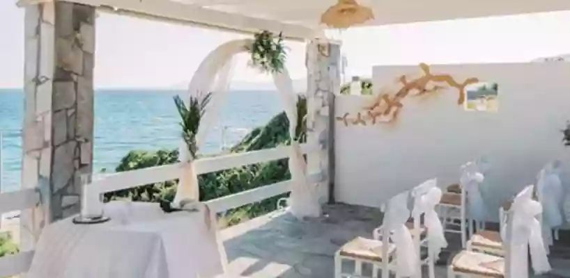 Flyers Pefkos