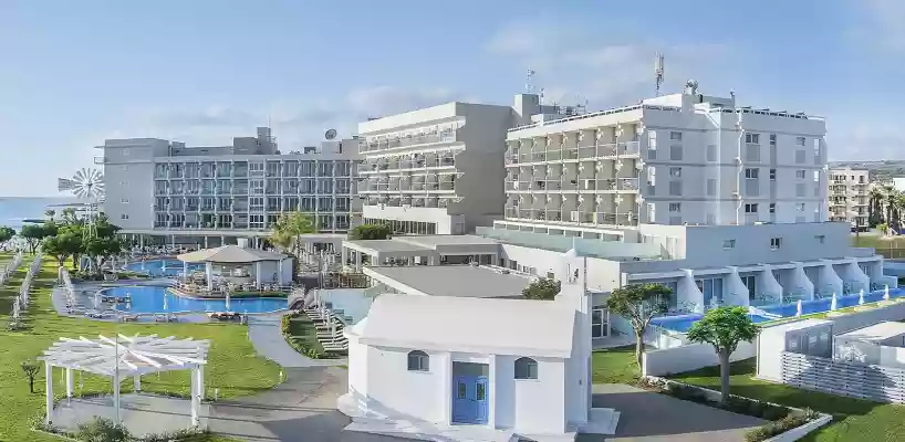Pernera Beach Hotel