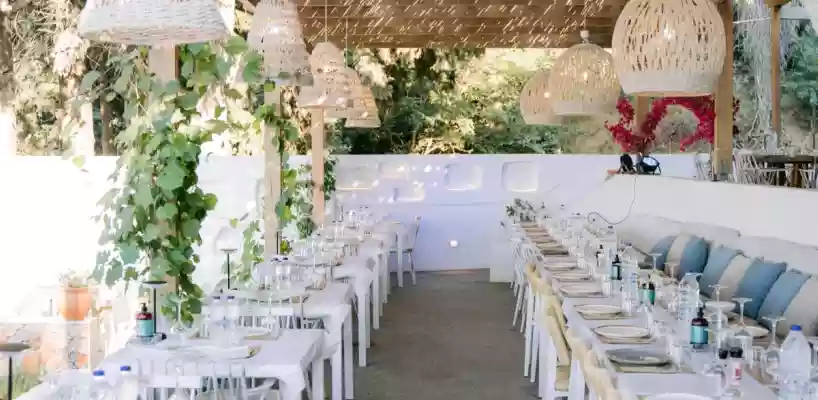 Roots Restaurant